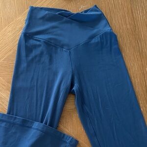 Aerie Navy High-Rise Leggings